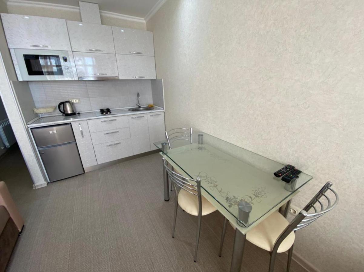 Cozy Studio Apartment-Sea View Batumi Eksteriør billede